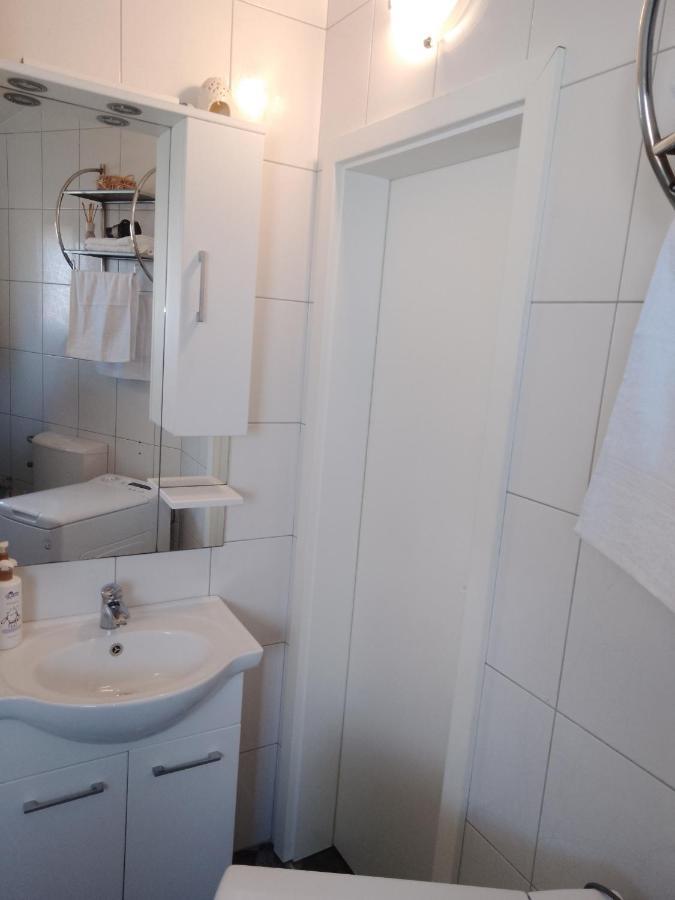 Abelia Sea View Apartment Pula Exterior foto